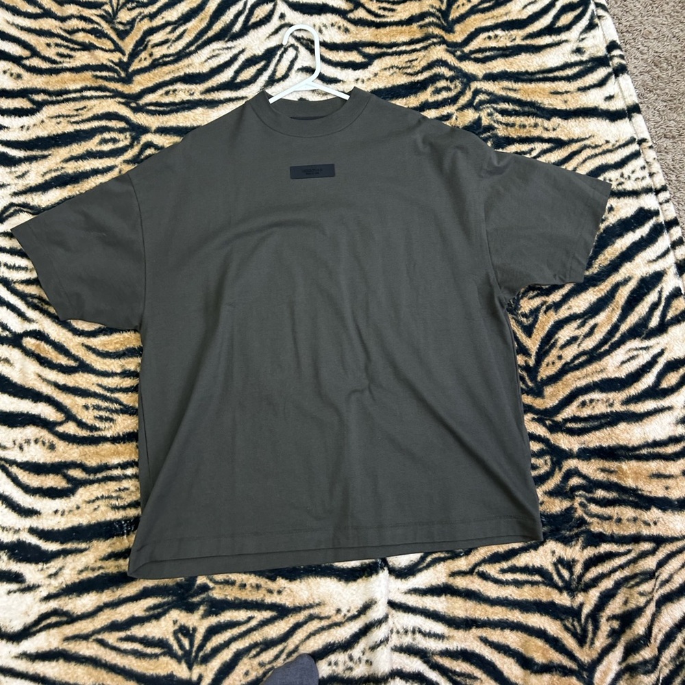 Fear of god fog essentials short sleeve T shirt off black